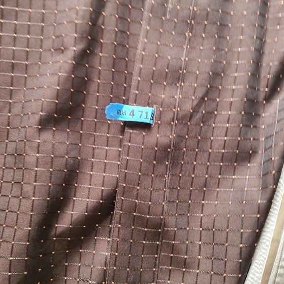 Pair of Hugo Boss dress shirts - Picture 4 of 4